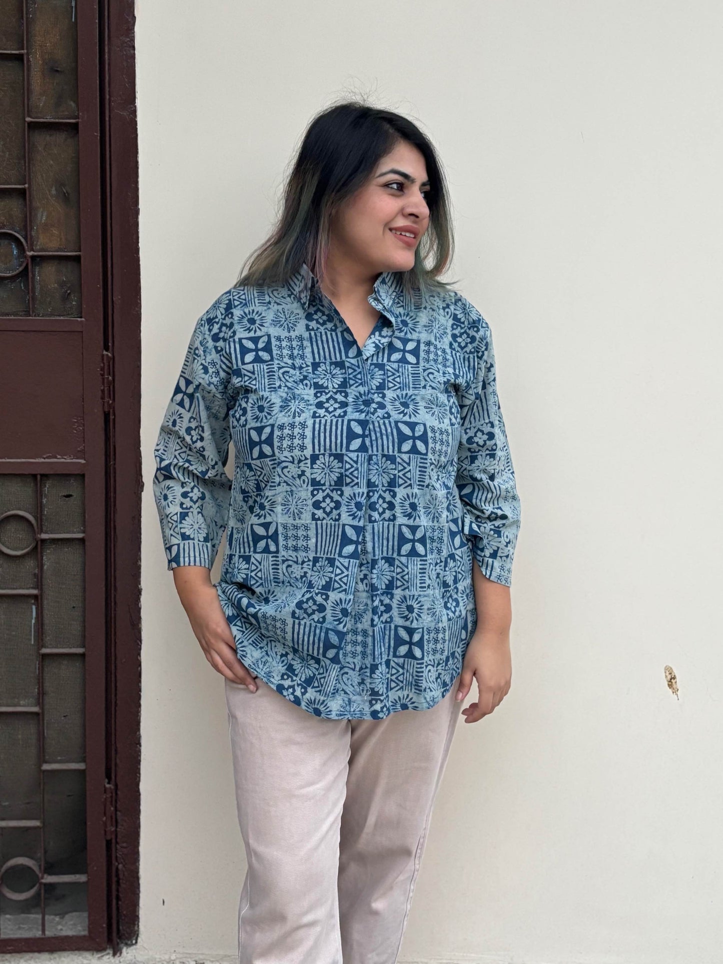 Indigo Tiles A Line Relaxed Fit Collar Top
