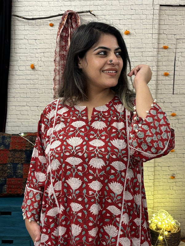 Anaar Hand Block Printed Suit Set with Lace Detailing