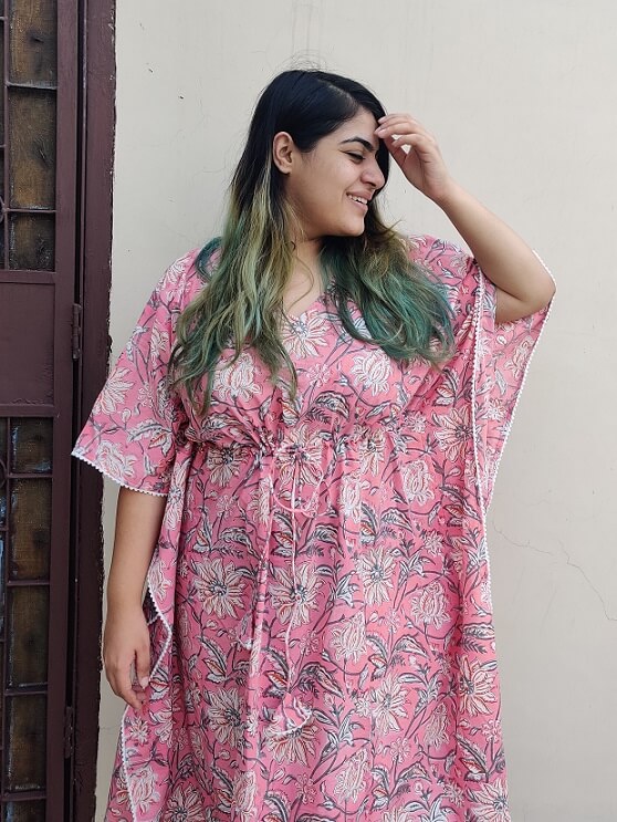 Pretty Pink Knee Length Kaftan with Lace Detailing