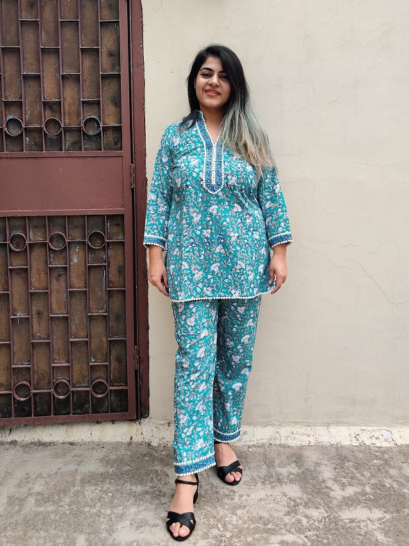 Green Blue Hand Block Printed Short Kurti Coordinated Set with Lace Detailing