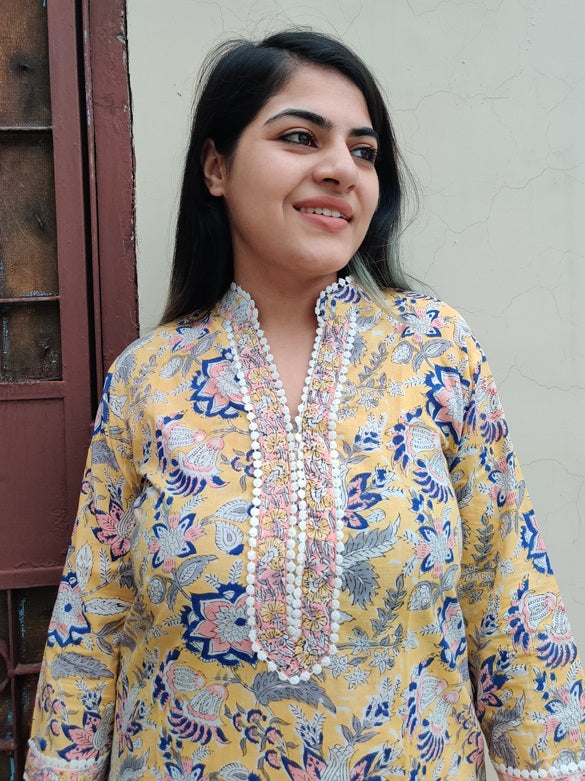 Yellow Peach Hand Block Printed Short Kurti Coordinated Set with Lace Detailing
