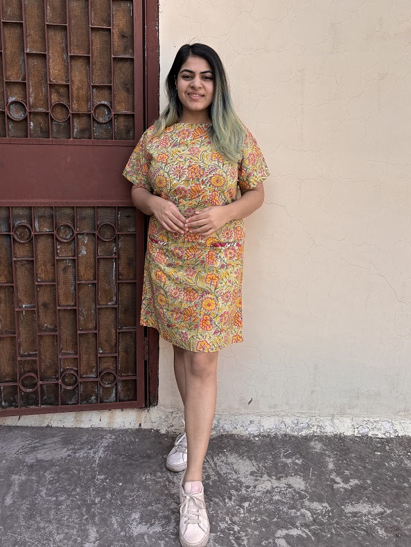 Inika Knee Length Shift Dress with Front Pockets