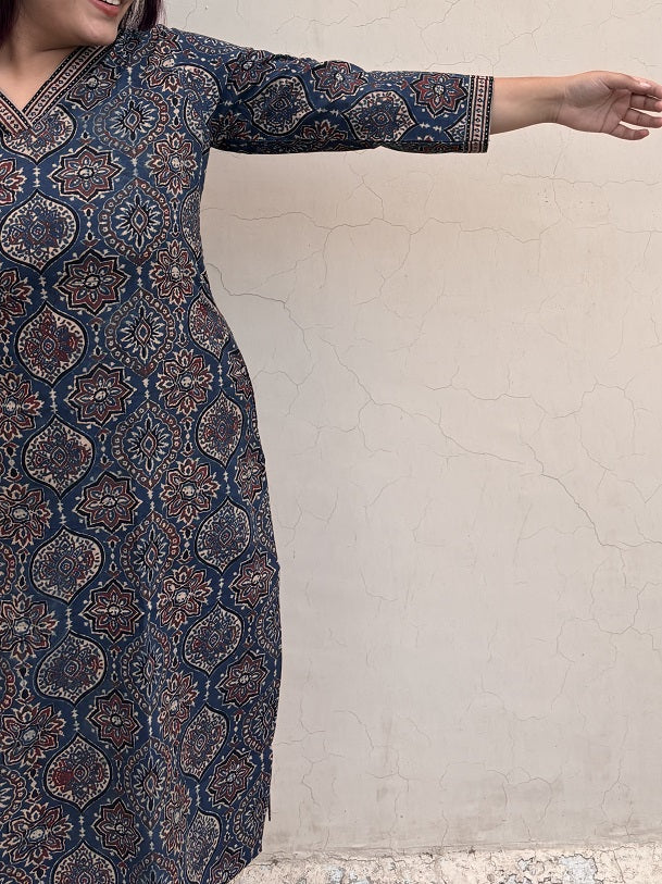 Jiera Ajrakh Kurta with V Neck