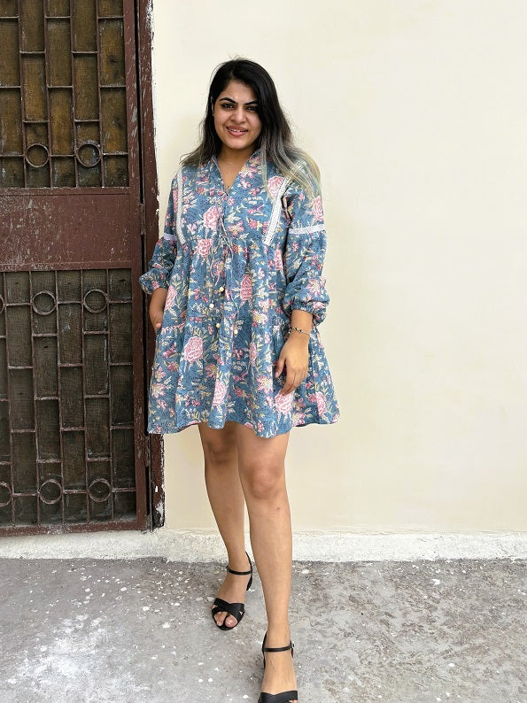 Hiya Tiered Short Dress with Lace Detailing and Collar