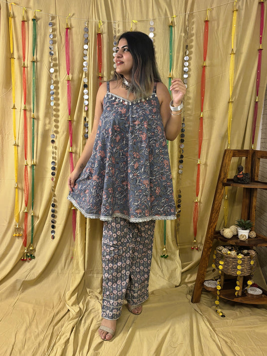 Nilofer Hand Block Printed Flared Top with Fit Flare Pants