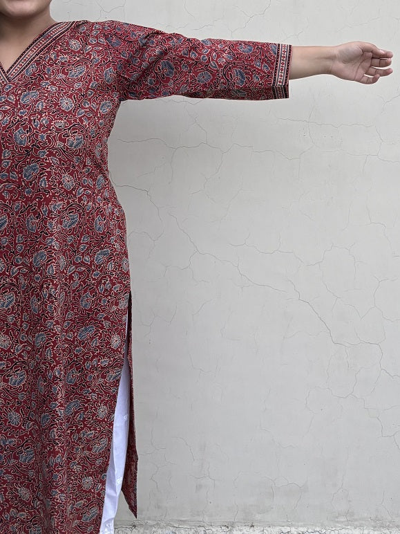 Eesha Hand Block Printed Kurta with V Neck