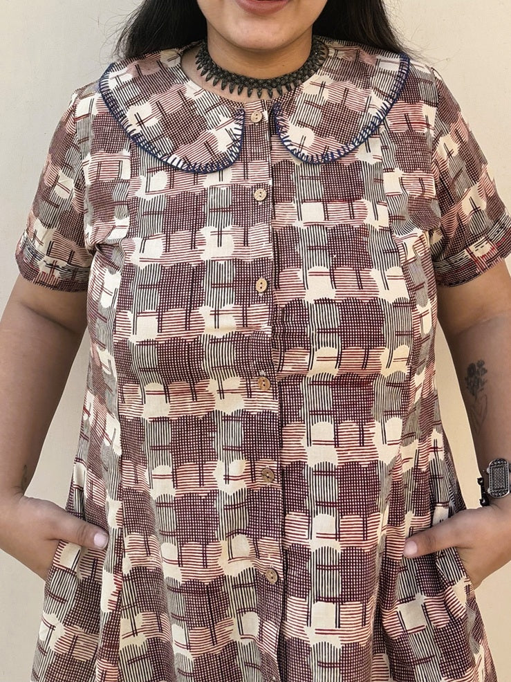 Biskoot Knee Length Shirt Dress with Peter Pan Collar