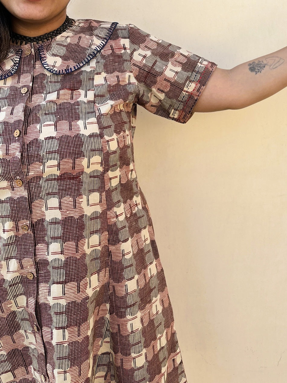 Biskoot Knee Length Shirt Dress with Peter Pan Collar